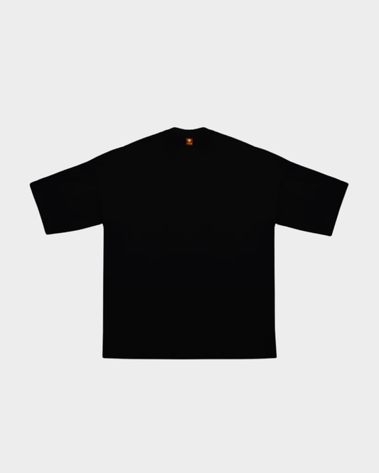 CAMISETA BLOCK NEGRO SOBRE NEGRO REGULAR FIT