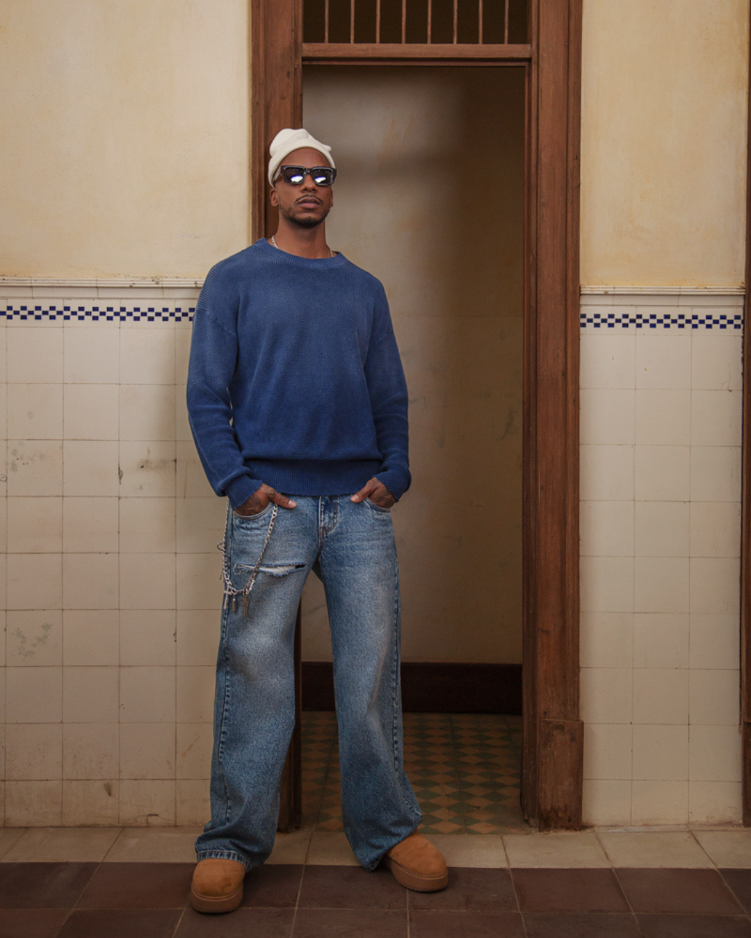 DOPAMINE BLUE KNIT CREWNECK