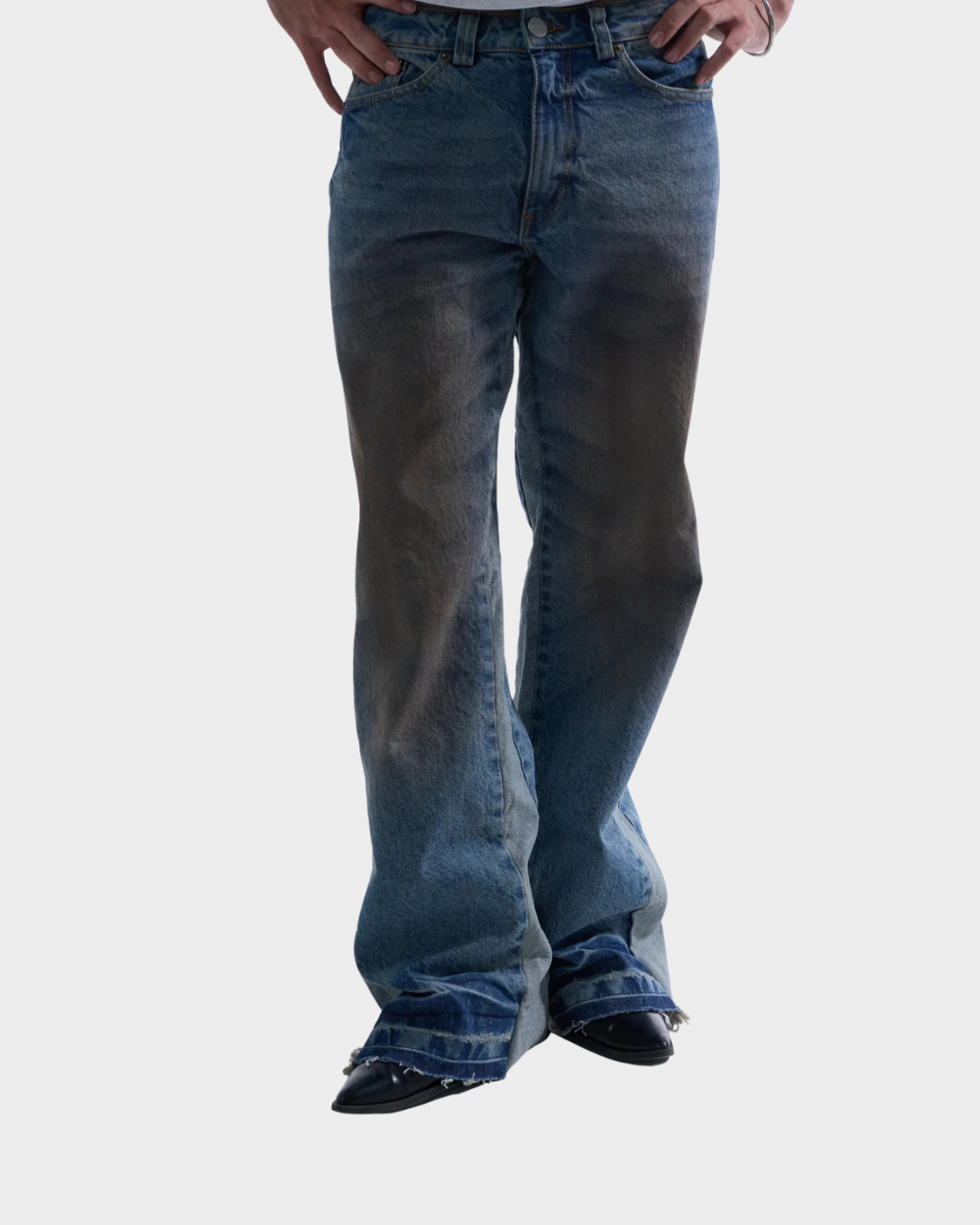 DIRTY FLARED JEANS