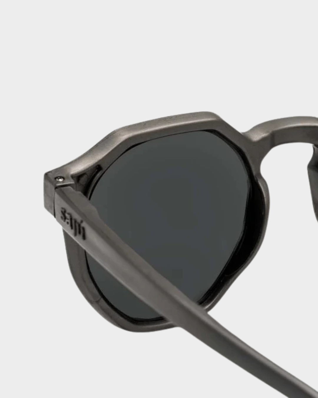 ARUBA YOTIN LENTE GRIS