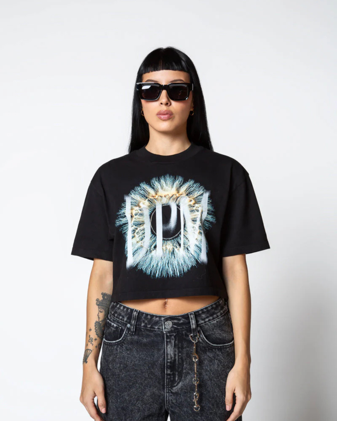 DOPAMINE BLACK EYE CROP TOP