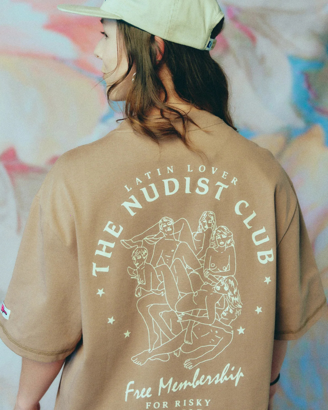 CAMISETA NUDIST CLUB CAFE OVRSIZED