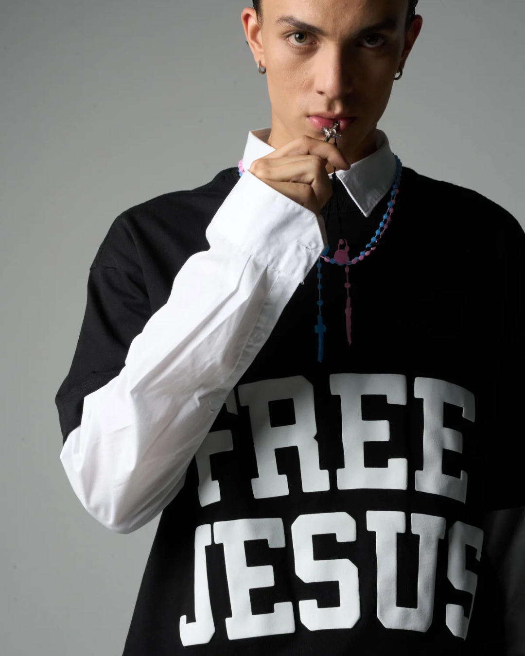 FREE JESUS BLACK T-SHIRT