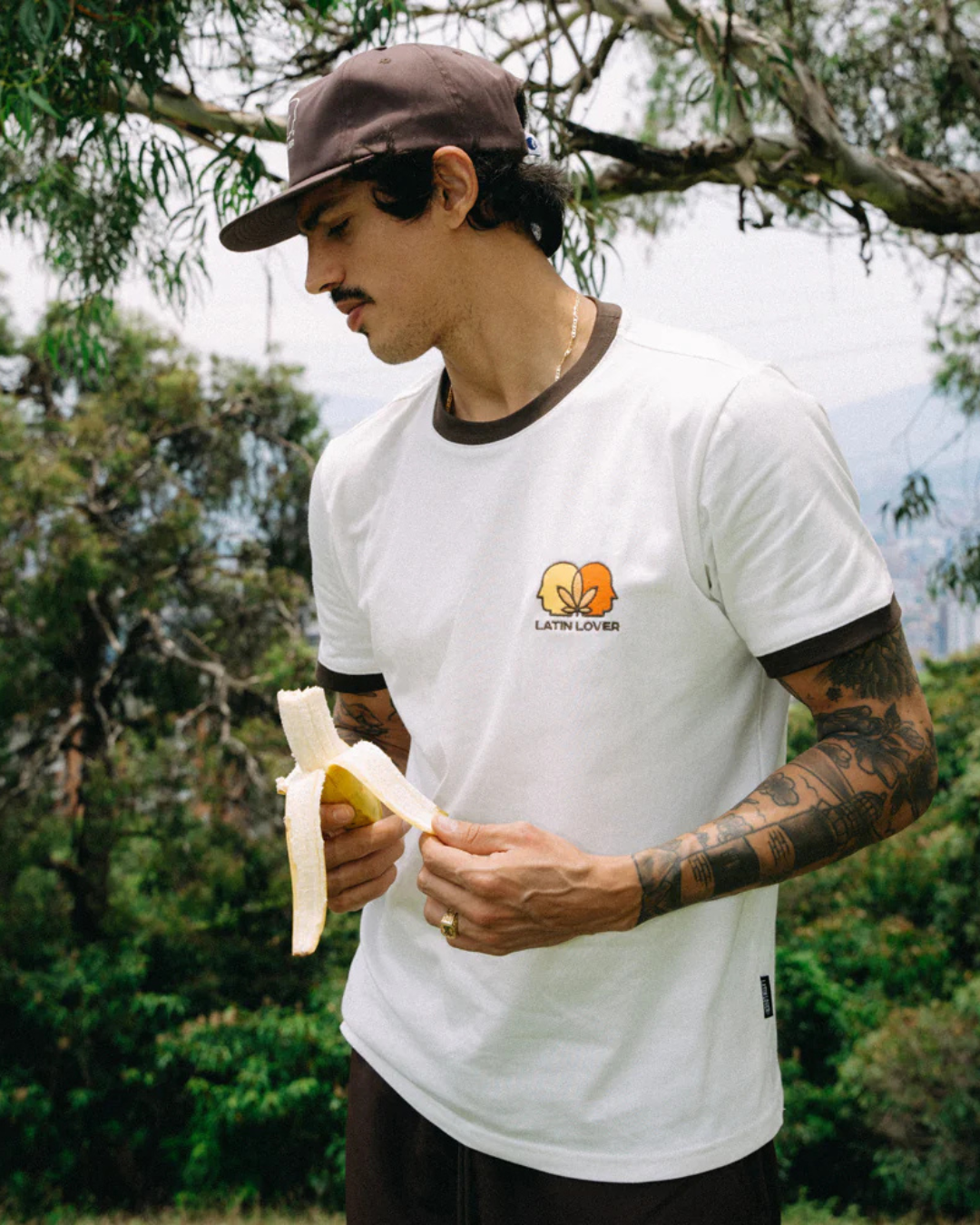 CAMISETA BIENESTAR Y OCIO CREMA CHOCOLATE