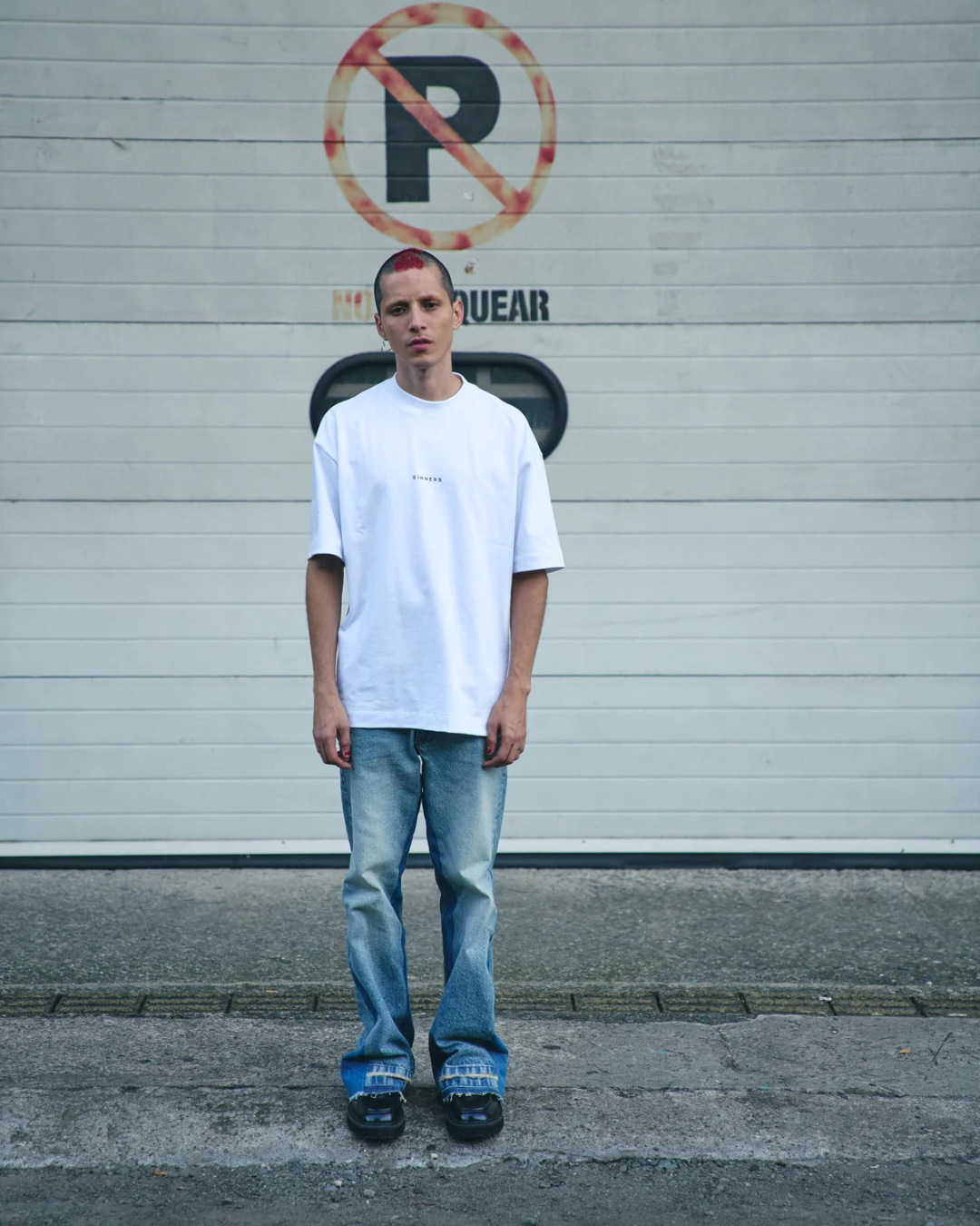 SINNERS LOGO WHITE T-SHIRT