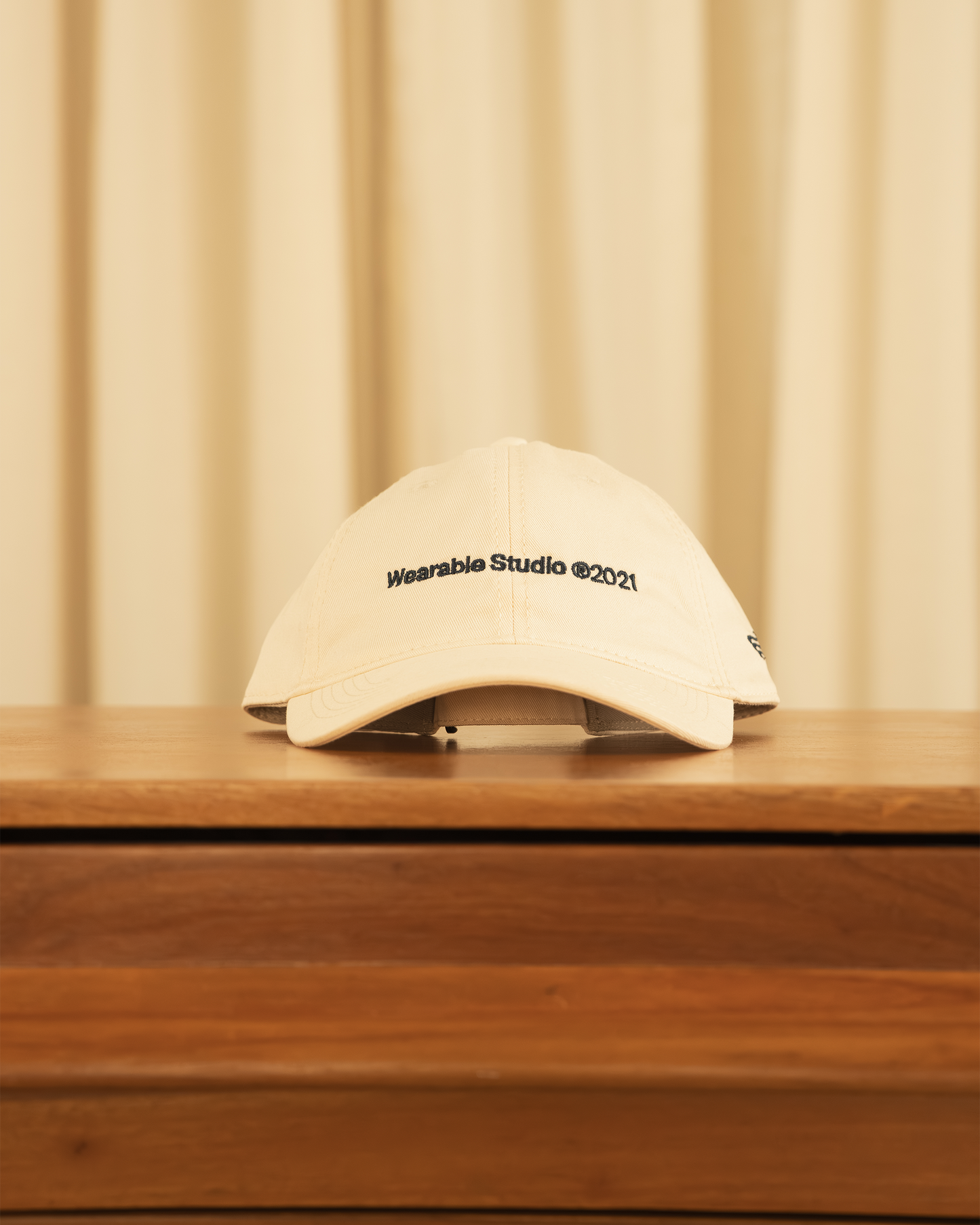 B SIGNATURE IVORY CAP