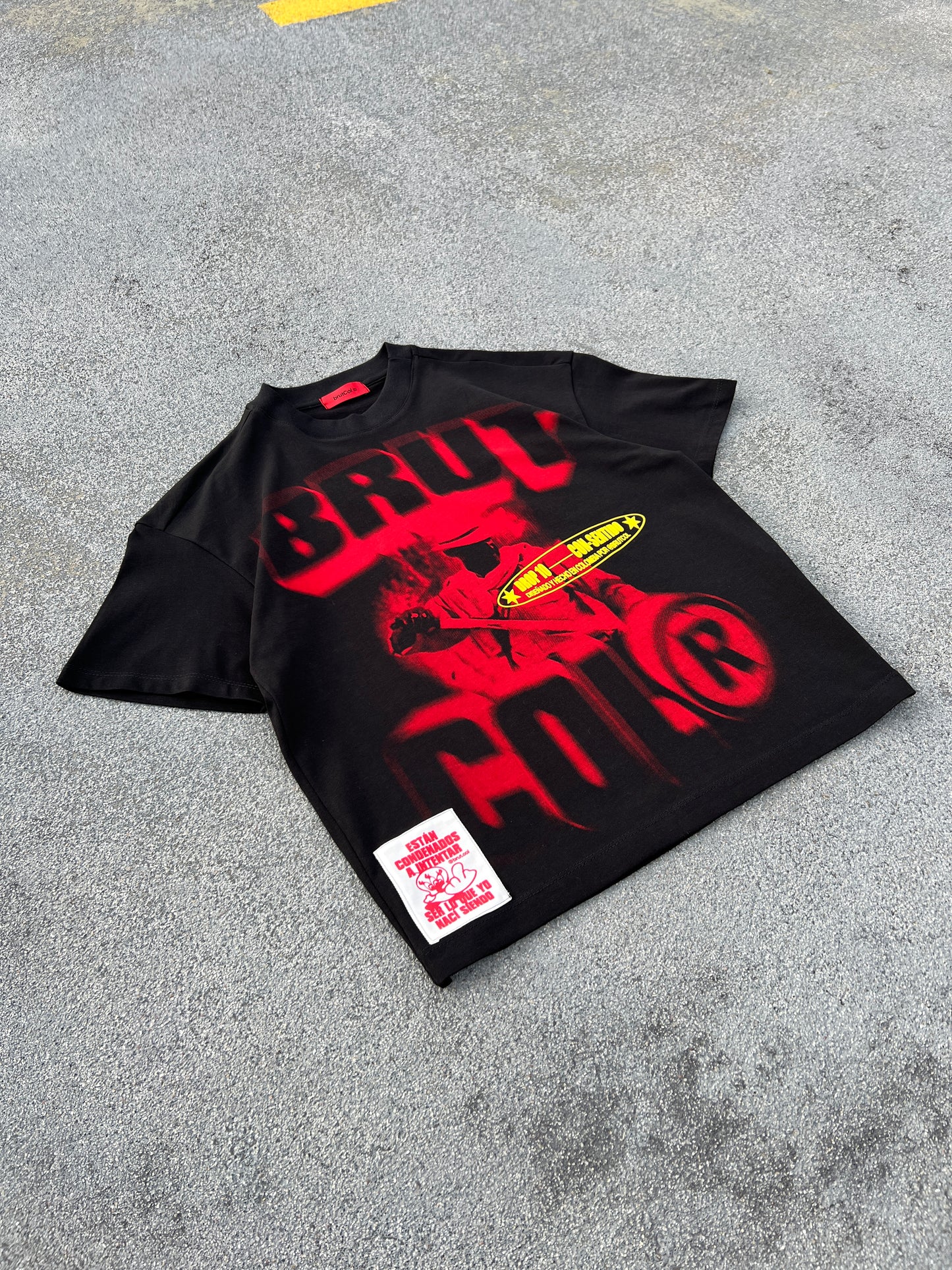 CAMISETA OVERSIZE CROPPED BRUTCOL® “CONSERVA TU ESENCIA” – EDICIÓN LIMITADA DROP 10
