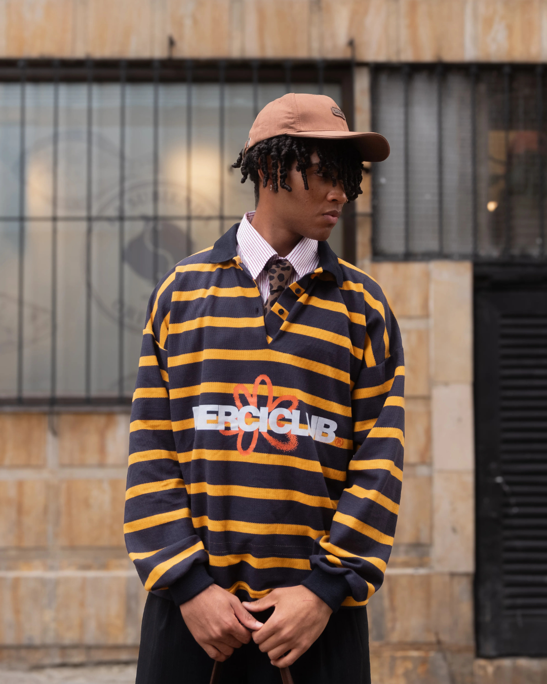 MOTION TEE