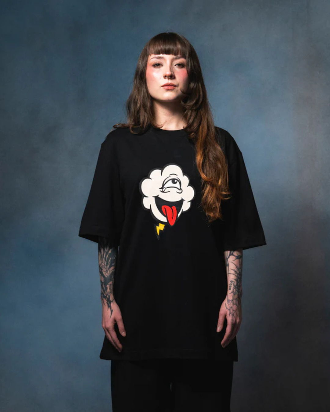 CAMISETA NUBE NEGRA