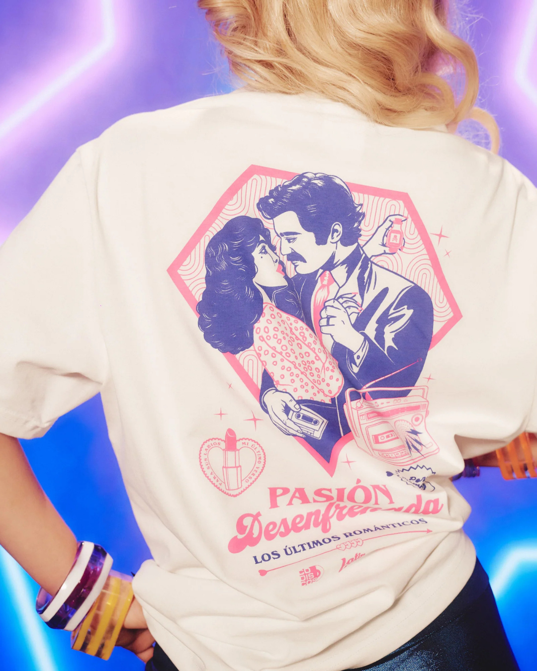 CAMISETA PASION DESENFRENADA CREMA