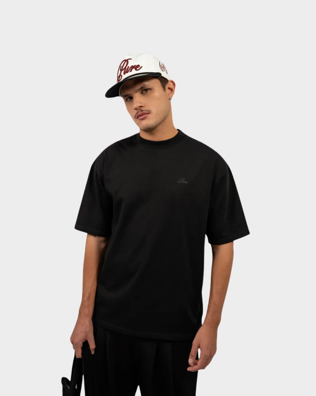 CLASSIC BLACK T-SHIRT