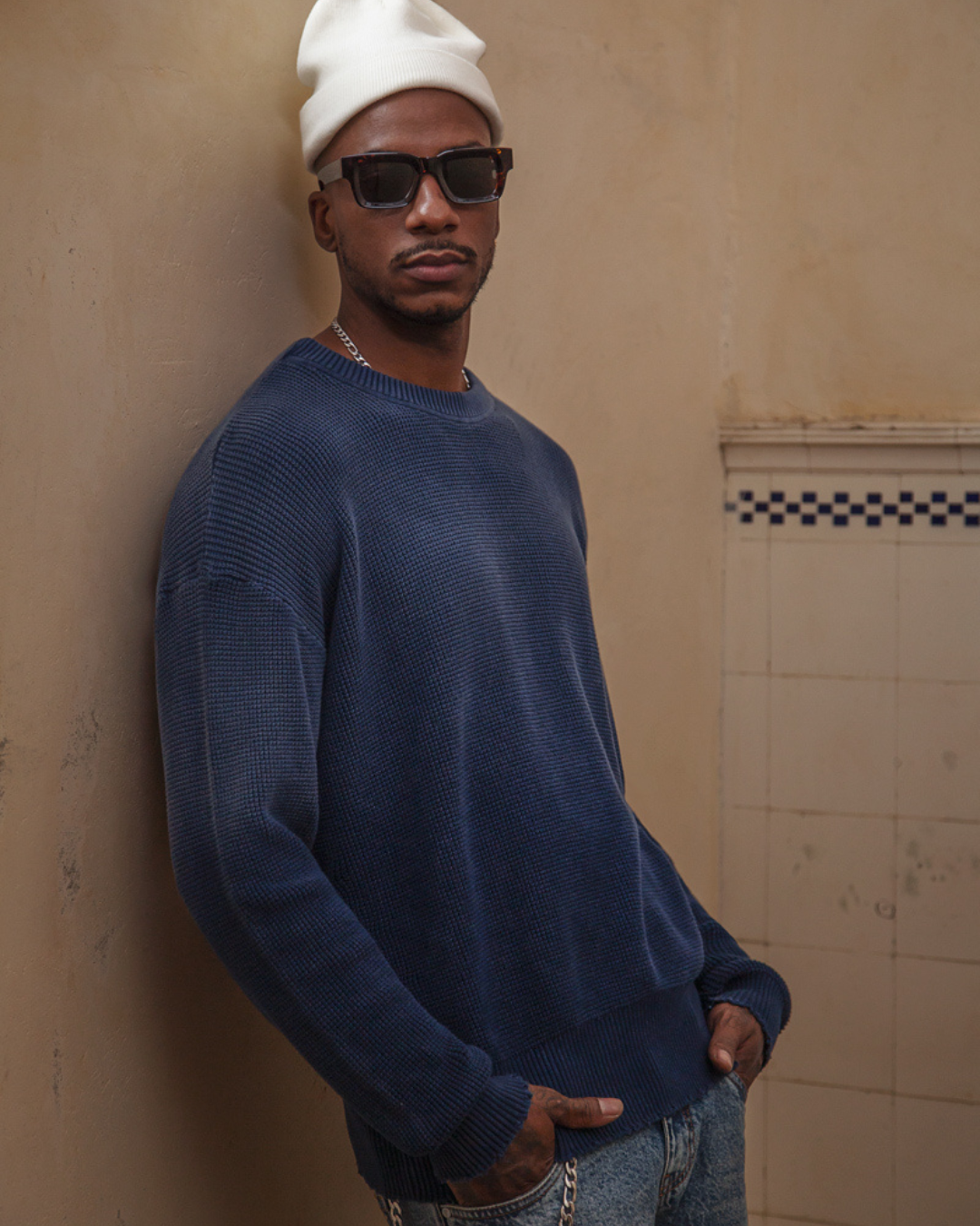 DOPAMINE BLUE KNIT CREWNECK
