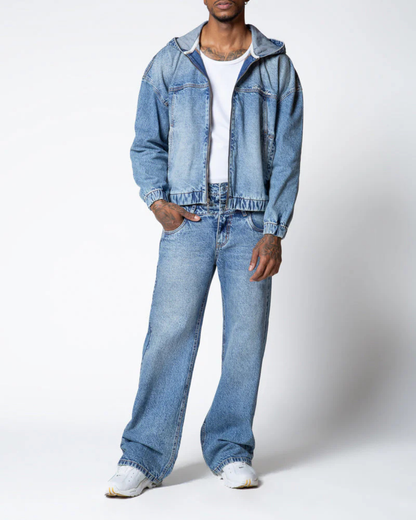 DOPAMINE LIGHT-WASH JEANS