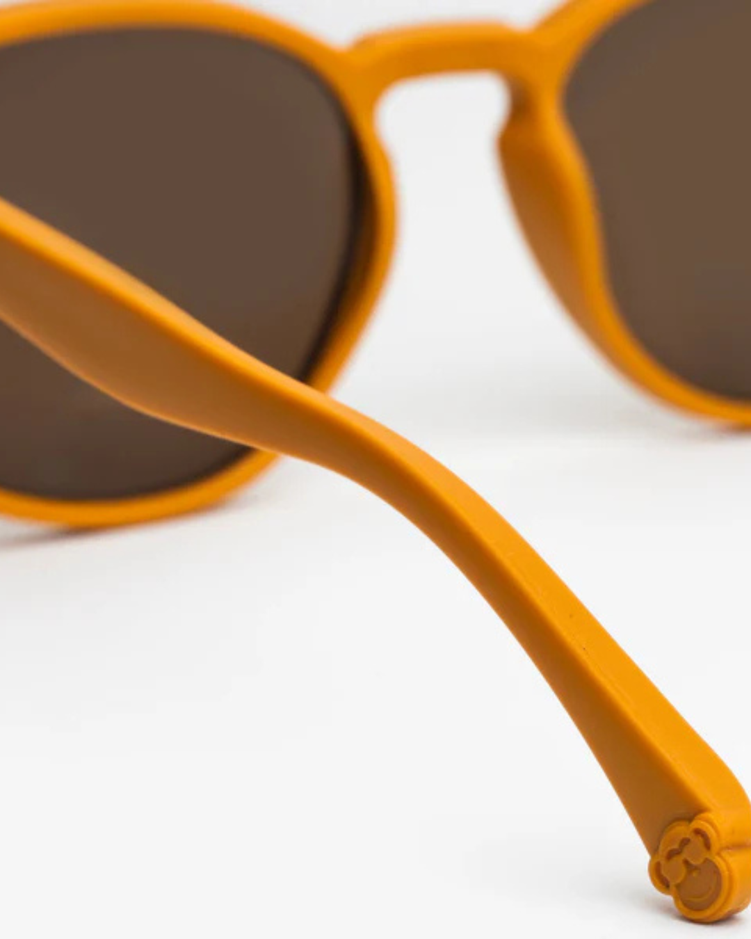 CHELSEA JUPITER LENTE CAFÉ