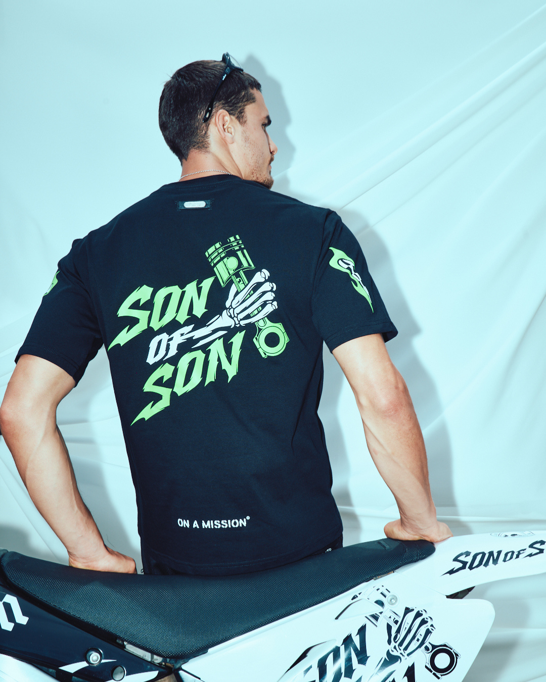 BLACK GREEN FAST N SOFS