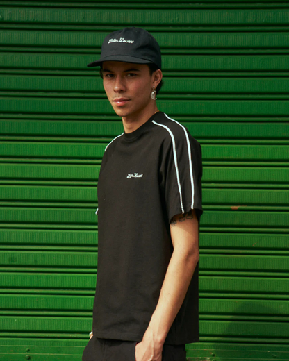 CAMISETA LL SESGOS NEGRO BLANCO