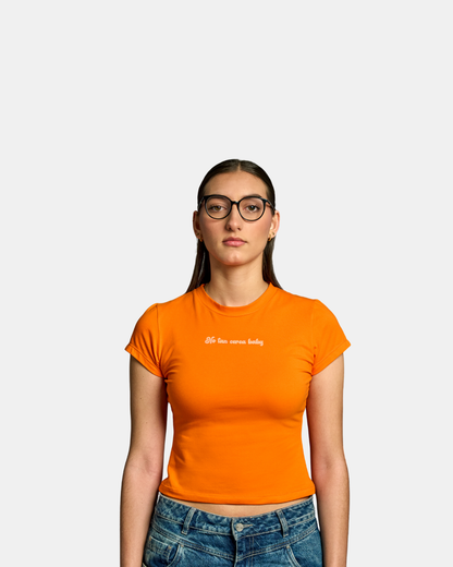 BABY TEE SARA CLOUD X VIDA PÚBLICA