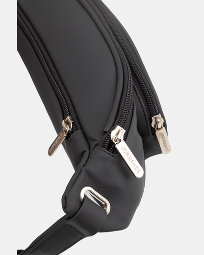 BLACK FANNY PACK