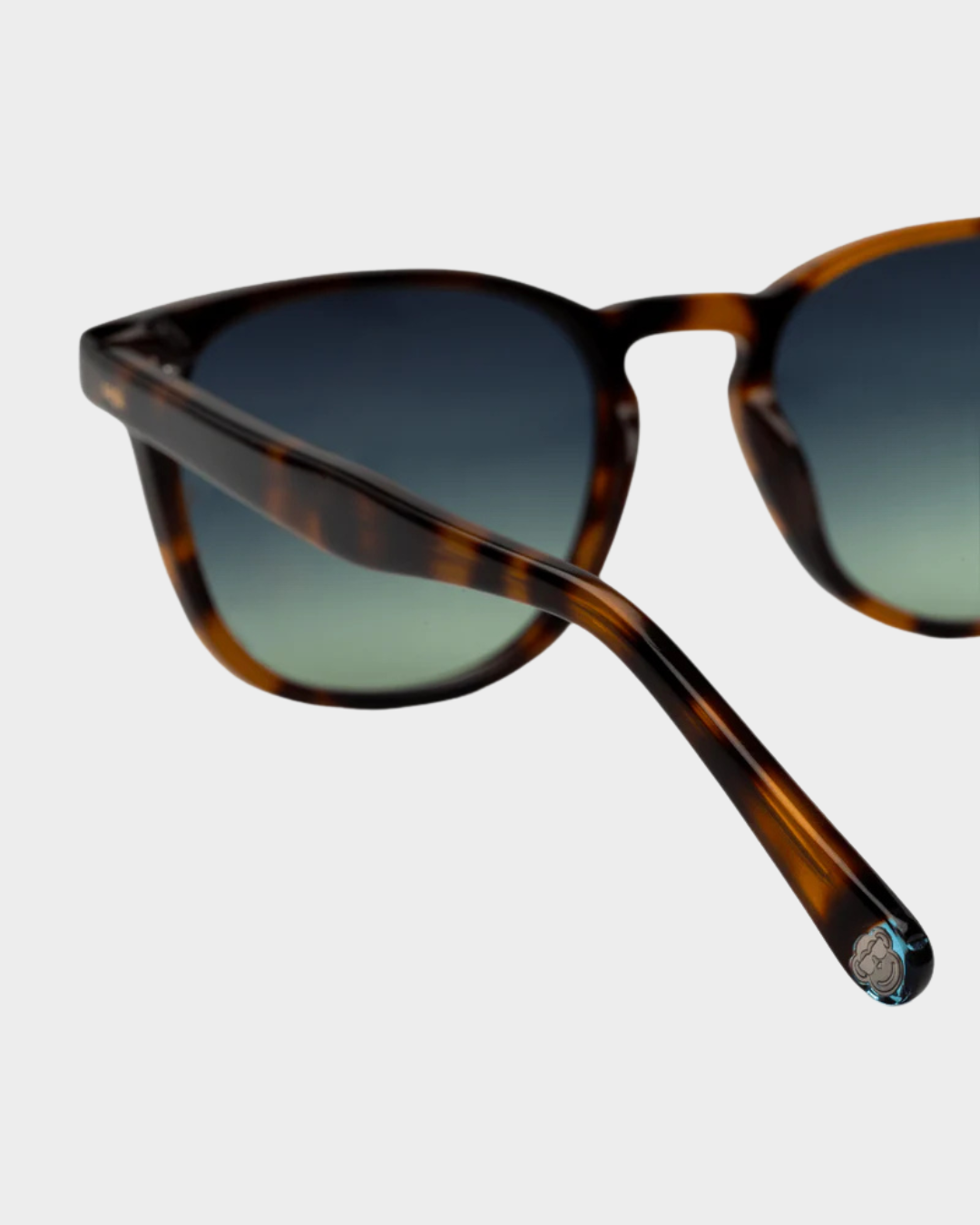 CHELSEA TORTOISE SOL