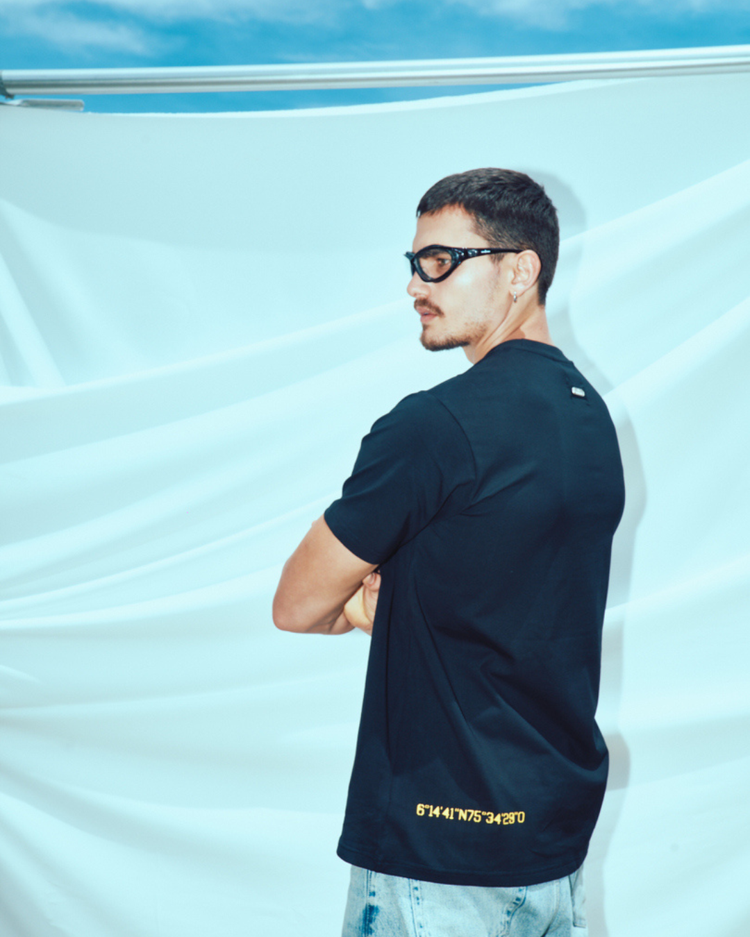 REGULAR FIT BLACK SOFS CLASSIC RACING