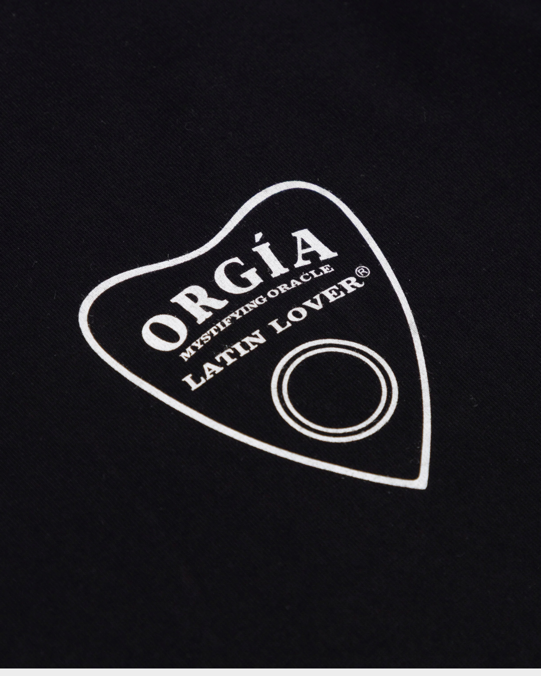 CAMISETA ORGIA NEGRO OVERSIZED