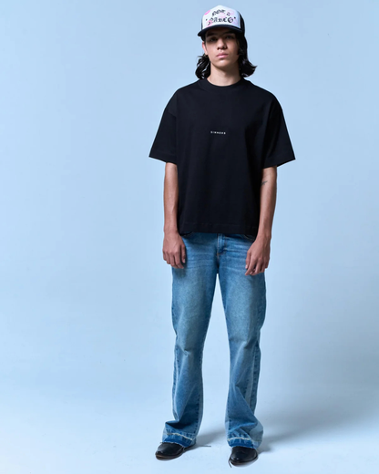 CENTER LOGO BLACK BOXY T-SHIRT