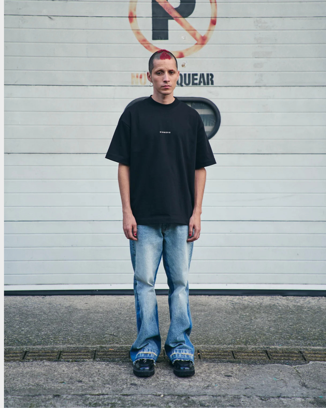 SINNERS LOGO BLACK T-SHIRT