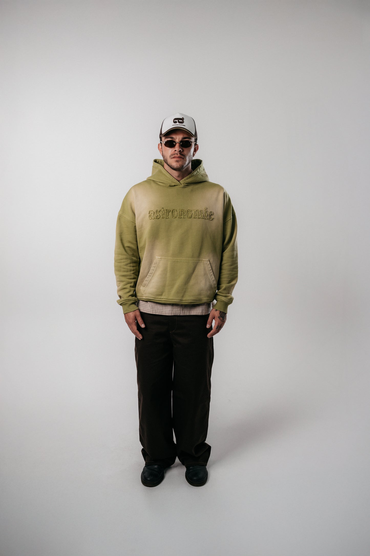 HOODIE WILD RIDE - VERDE OLIVA DESGASTADO