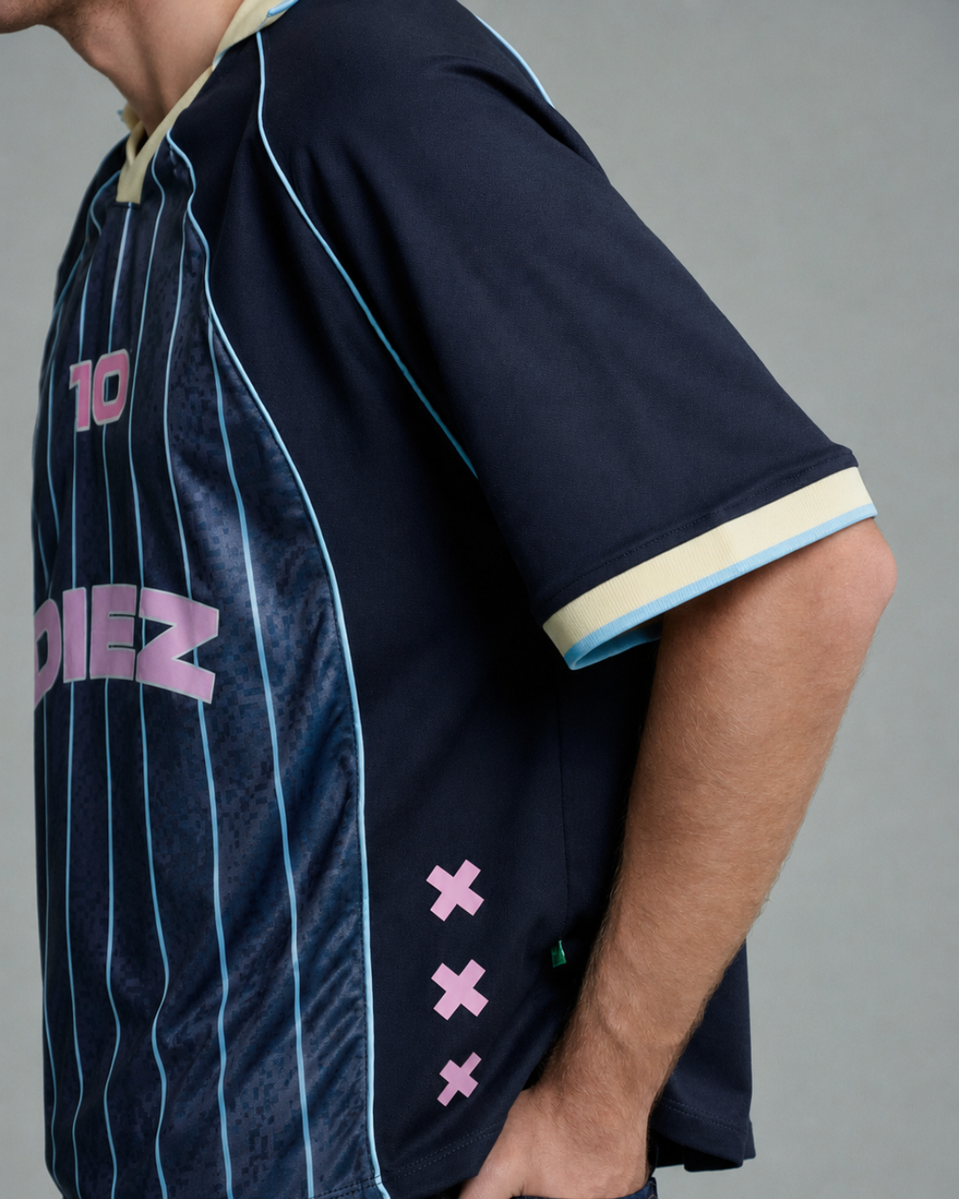 CAMISETA FUTBOLERA AZUL