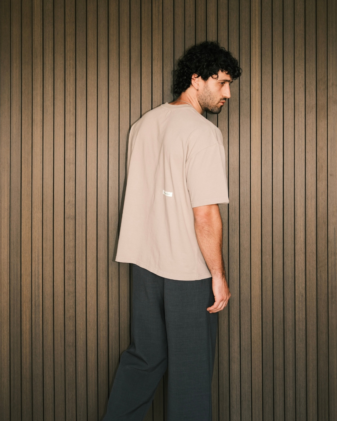 DAISUGI LATTE BOX T-SHIRT