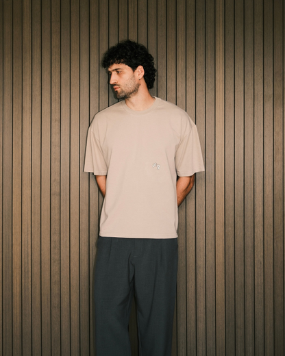 DAISUGI LATTE BOX T-SHIRT