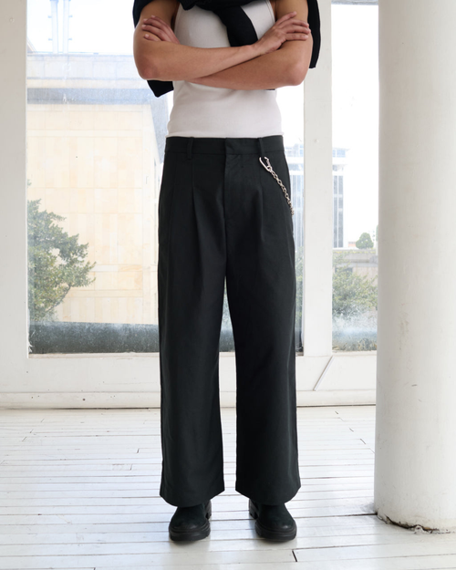 BLACK VIENA PANT